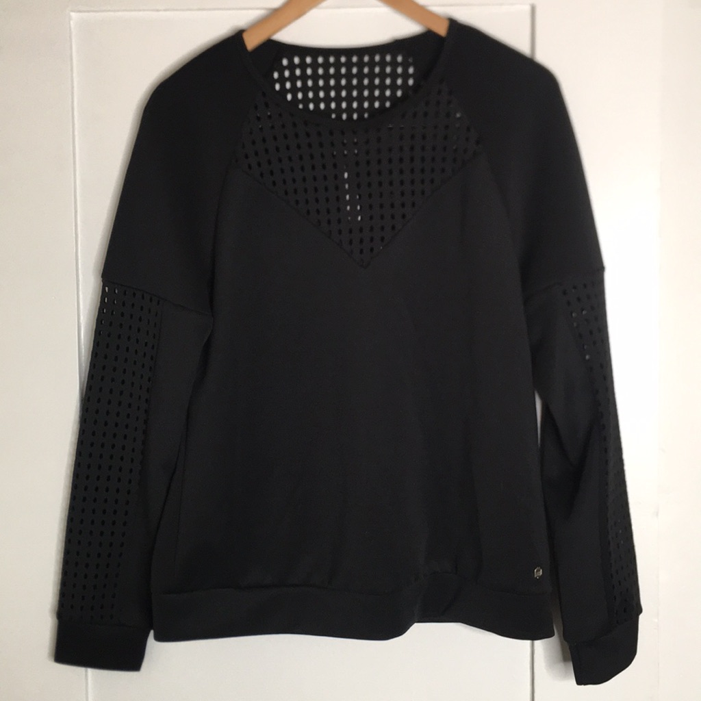 Fabletics Black Workout Pull Over
